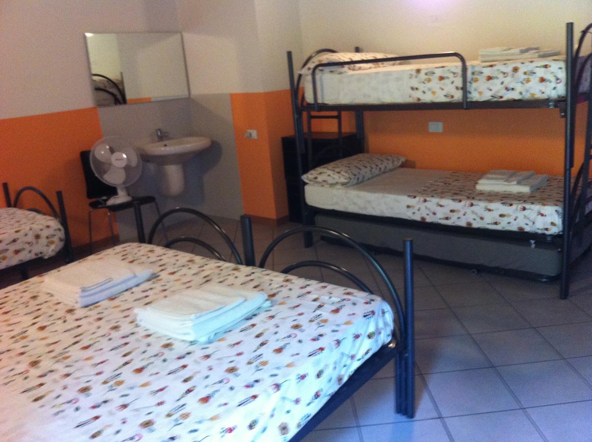 Ostello Residenza Molinatto Oggiono Eksteriør bilde